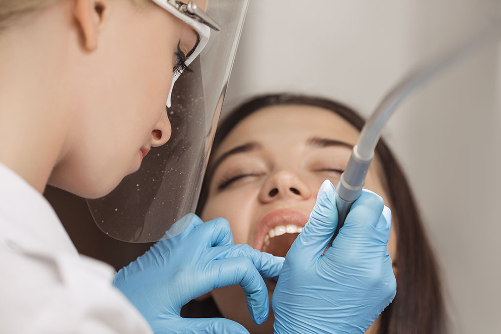 proceso de un empaste dental